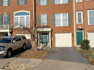 1044 Hotchkiss Pl, Fredericksburg, VA 22401