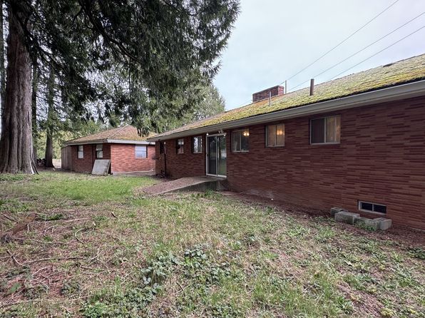 27245 SE Orient Dr, Gresham, OR 97080