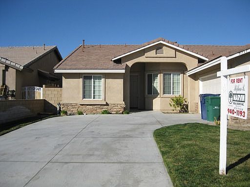 1st image of 5751 Marseilles Dr