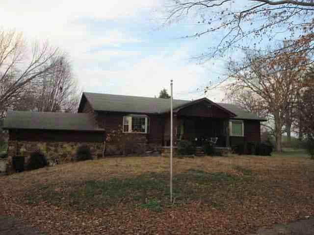 1st image of 658 Cobblestone Dr