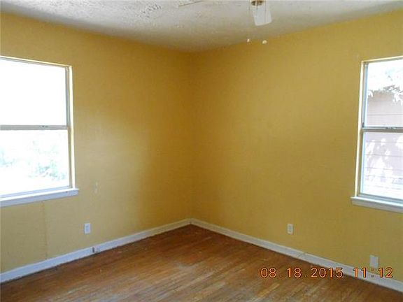 5th image of 4421 Carol Ave