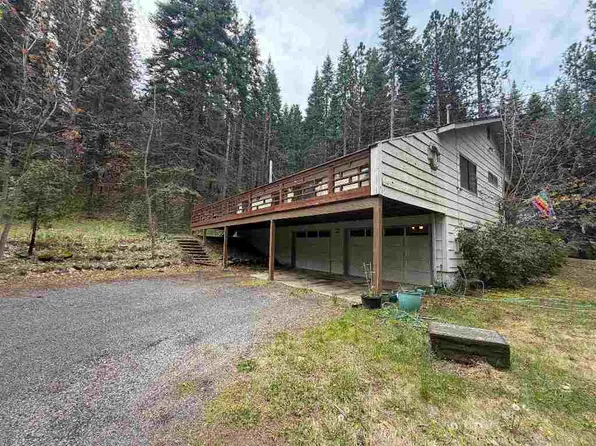 740 Oregon St, Weed, CA 96094
