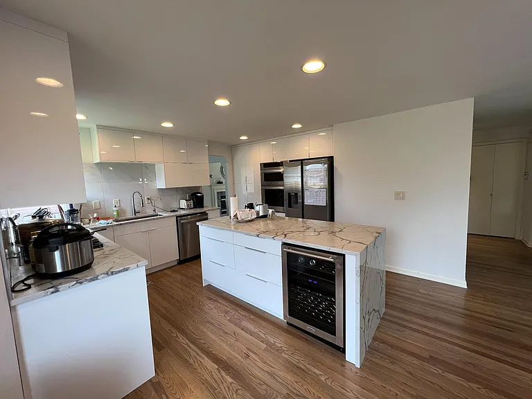 12510 NE 164th St — Photo 3