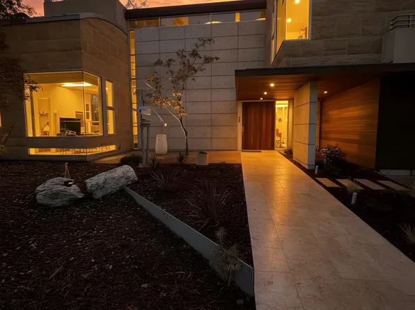 4000 Manzana Ln, Palo Alto, CA 94306