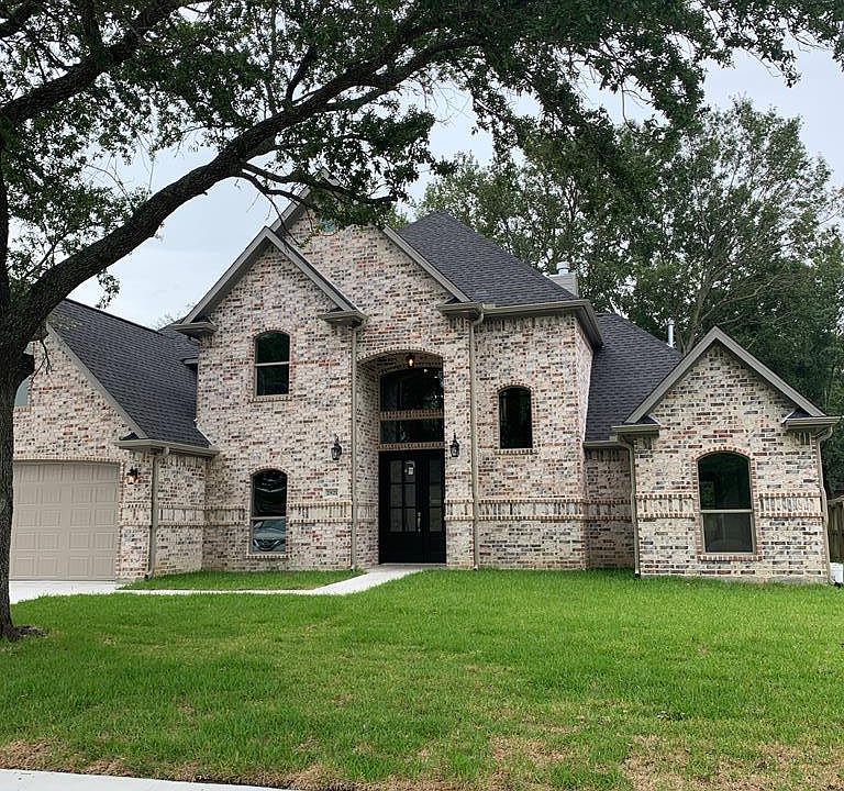 1st image of 2817 Windsor Ln
