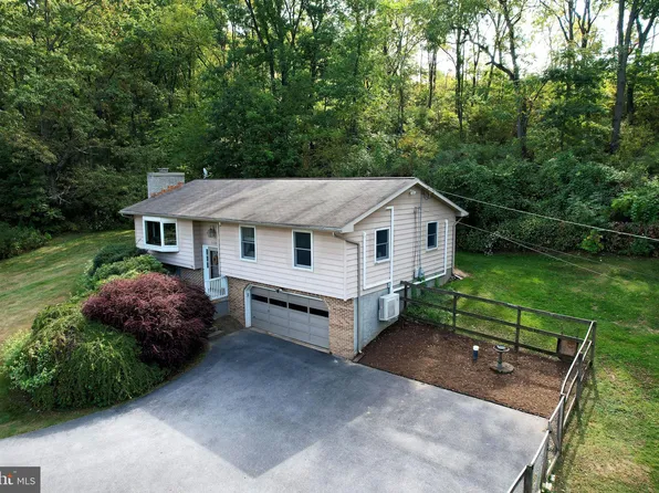 1830 Earlystown Rd, Boalsburg, PA 16827