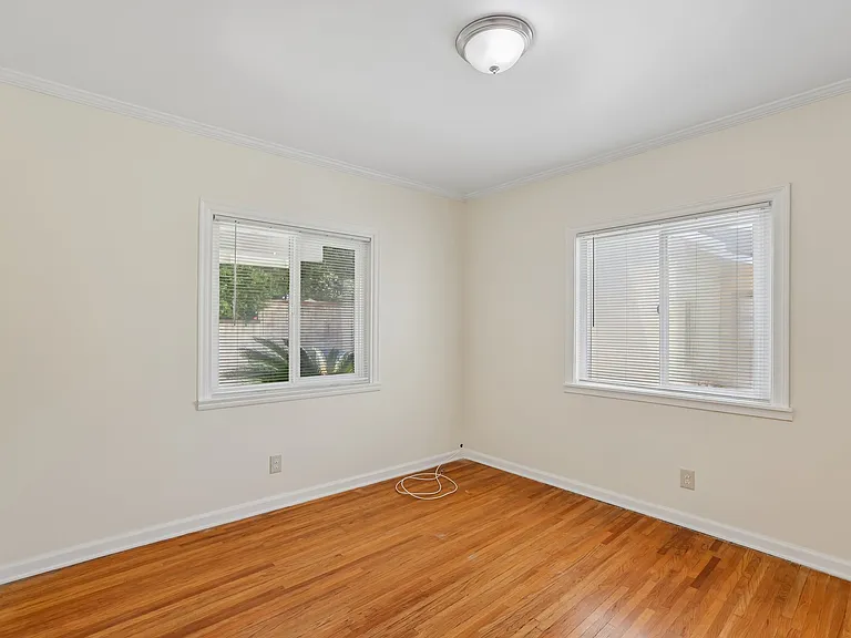 2214 Euclid St — Photo 16