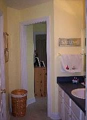 3rd image of 1621 Hunter Dr