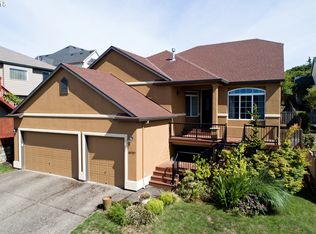 15707 SE Flavel Dr, Portland, OR 97236