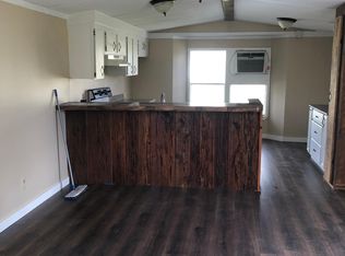 105 N Arenas St, Rayne, LA 70578