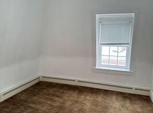 206 S Main St #1, Saint Albans, VT 05478