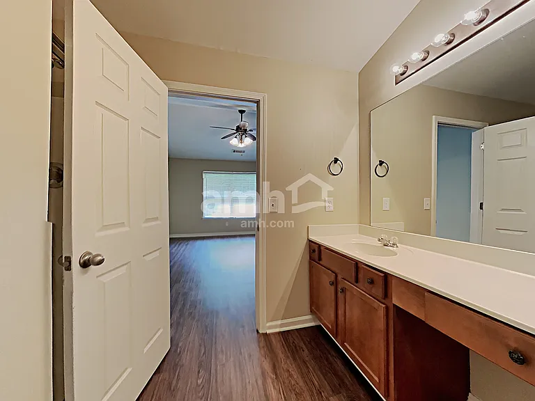 2095 Mina Lane Dr — Photo 10
