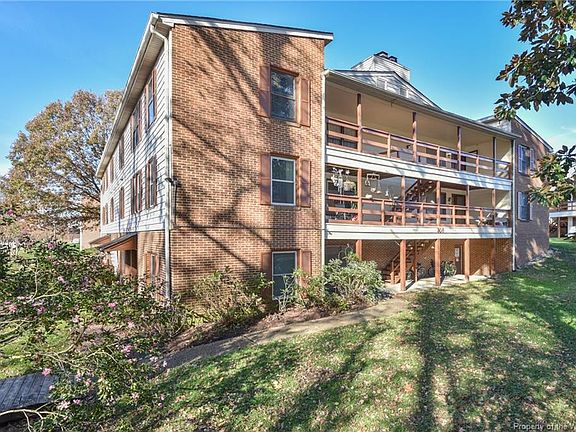 2nd image of 308 Patriot Ln #6F
