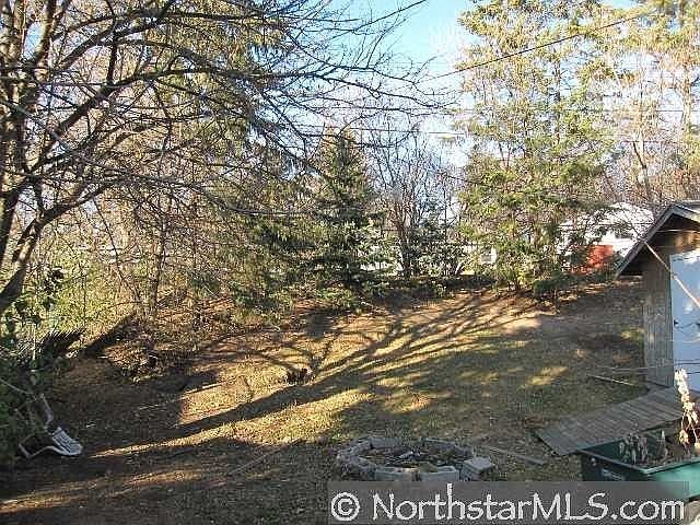 2nd image of 1631 Gervais Ave E