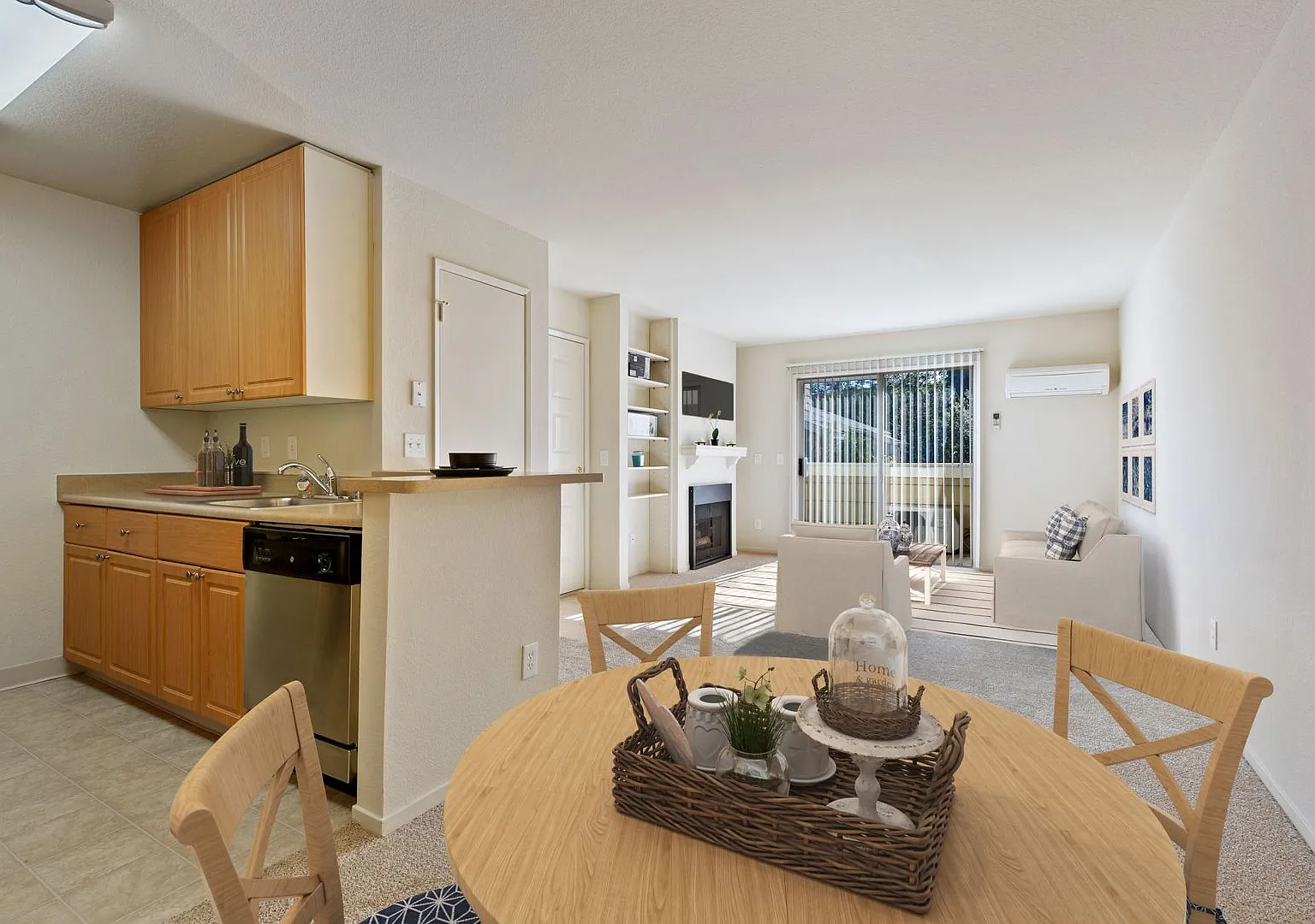 Bel Air Apartments — Photo 1