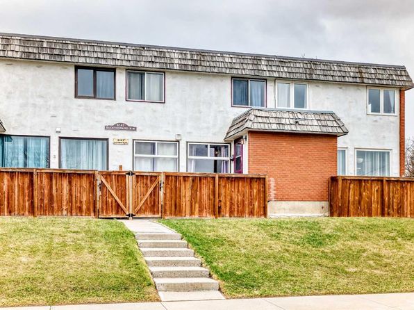6147 Buckthorn Rd NW #2, Calgary, AB T2K 2Z2