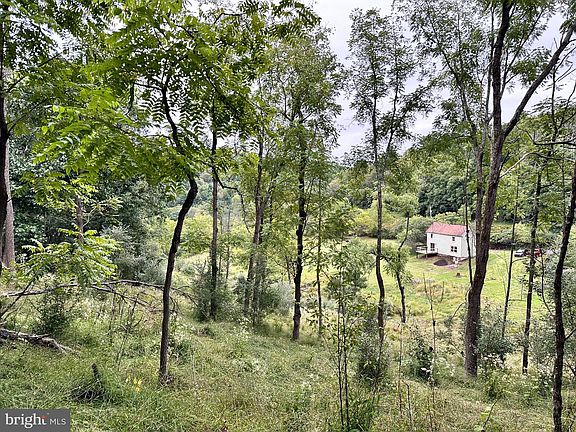 2nd image of 2052 Runville Rd