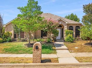 544 Drexel Dr, Lewisville, TX 75067
