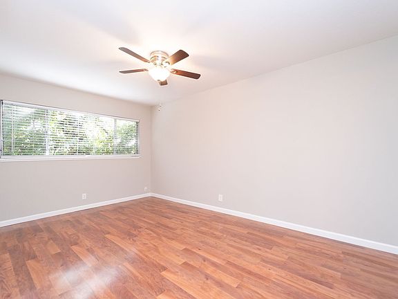 3rd image of 3626 Bickerstaff Rd APT D