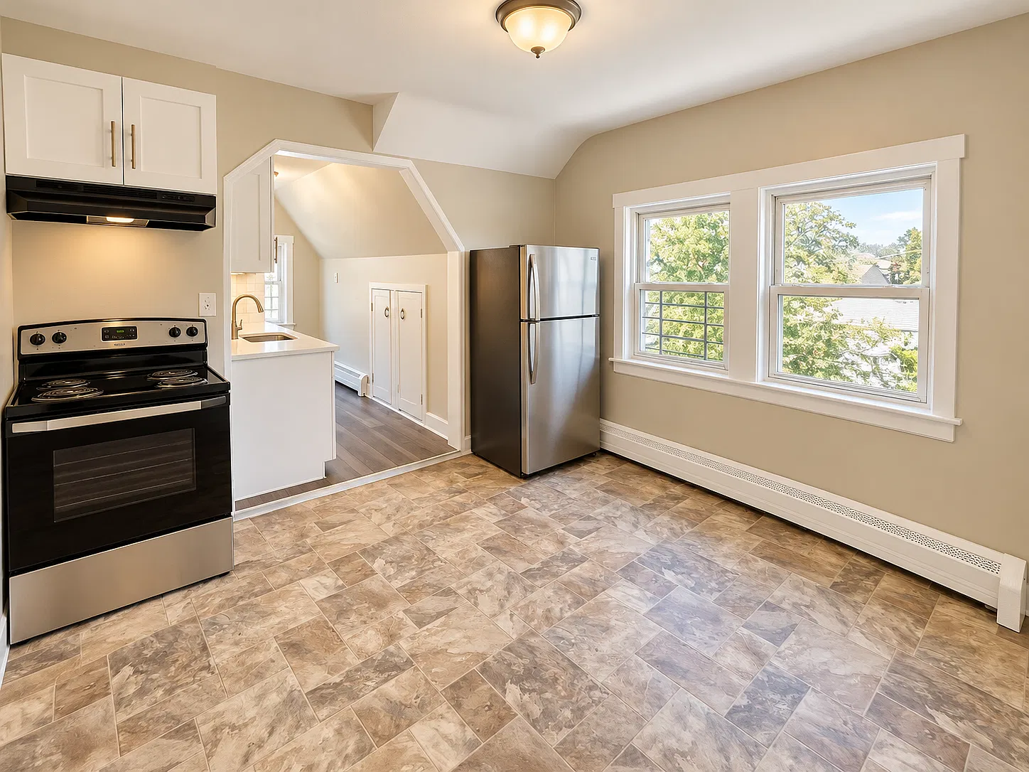 1 bed, 850 sqft, $1,295 — Photo 1