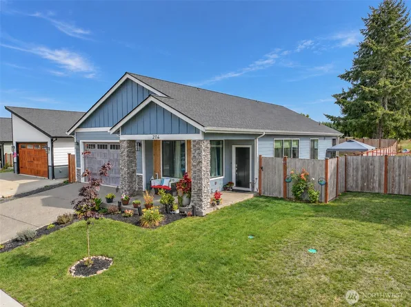 2114 Hawks View Lane, Winlock, WA 98596