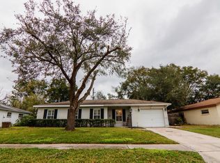 1012 Greenbriar Dr, Brandon, FL 33511