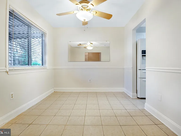 1055 Cedar Ridge Ct — Photo 9