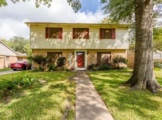 11306 Brighton Ln, Meadows Place, TX 77477