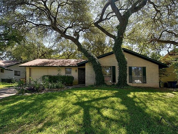 3rd image of 7109 Whispering Oaks Dr
