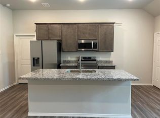 101 Delaware Dr, Montgomery, TX 77316