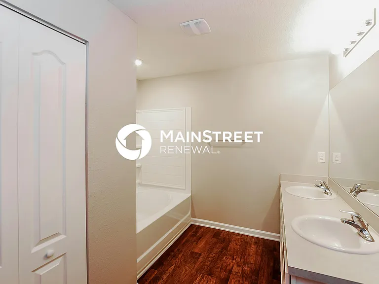 Main Bathroom
