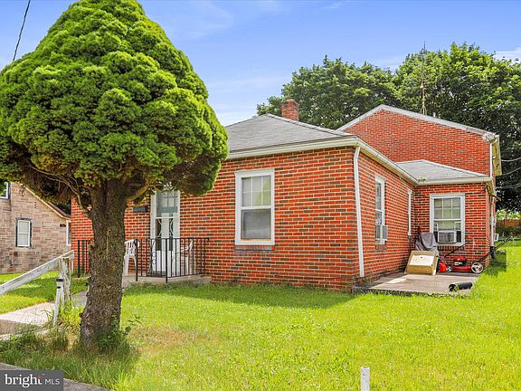 4th image of 1033 Florida Ave