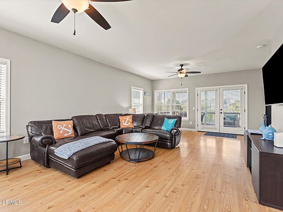 4th image of 9 Ebb Tide Court