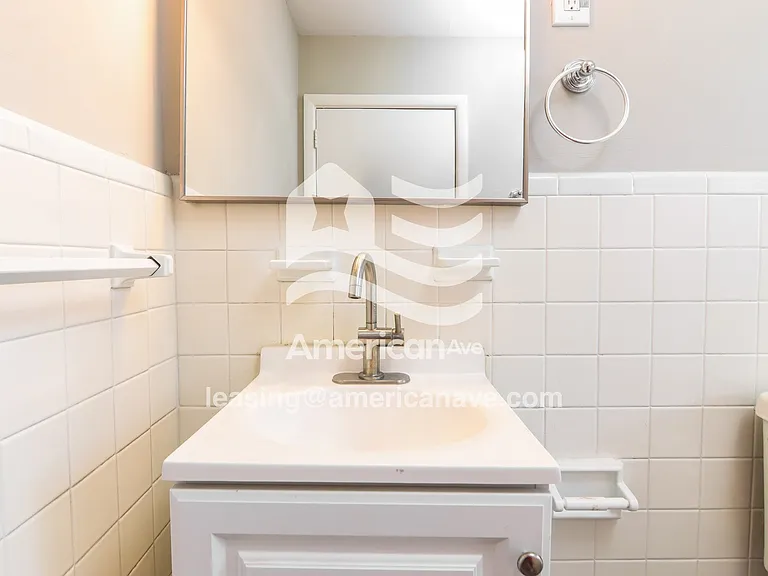 20509_009_main_bedroom_8.jpg