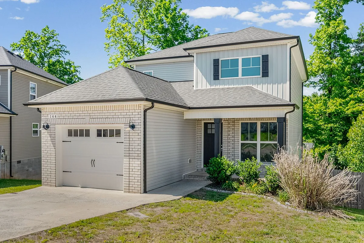 Building Photo - 144 Waterwheel Cir