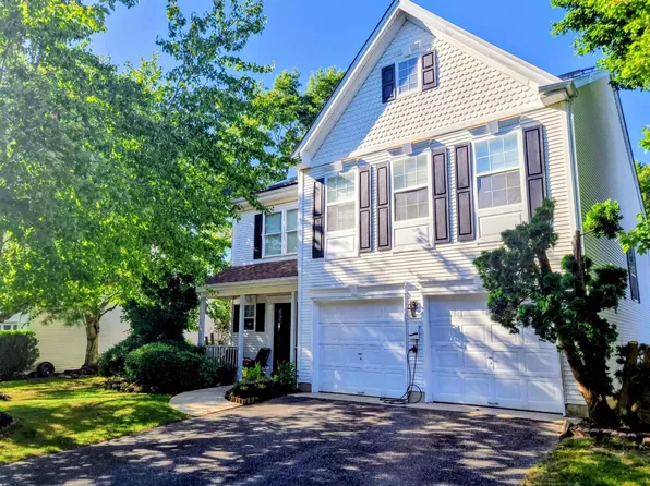 129 E Mourning Dove Way, Galloway, NJ 08205