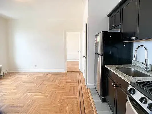 Rented by Station Cities | media 10