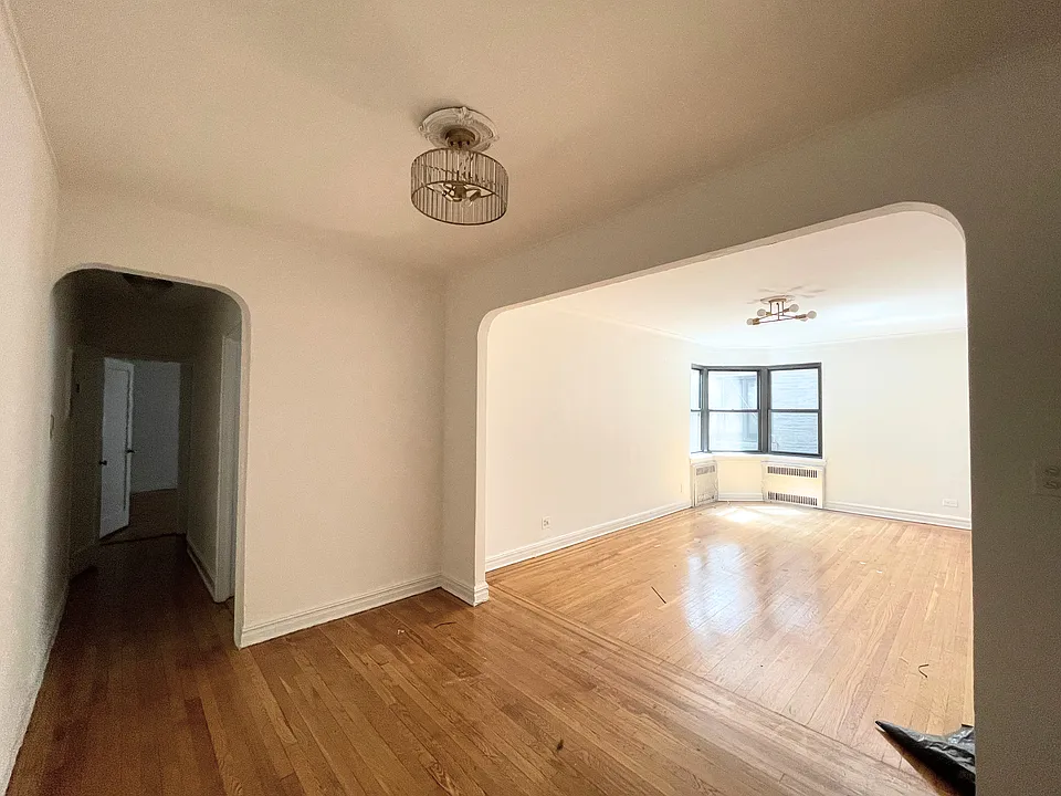 919 Park Pl #2K