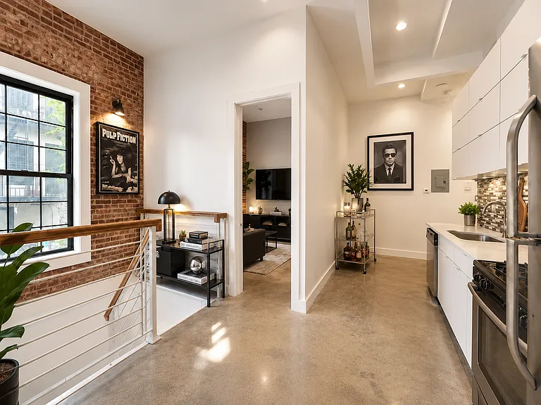 763 Lexington Ave #1D — Photo 3