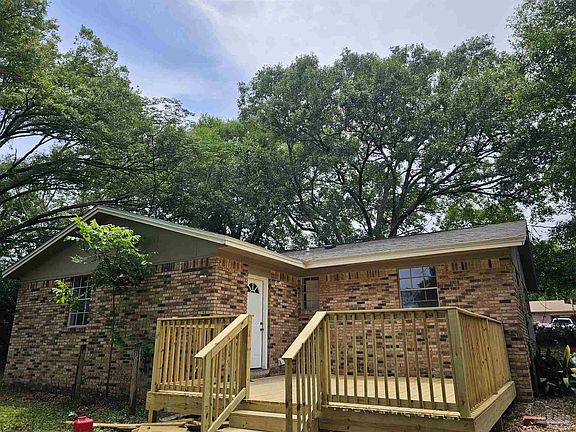 4th image of 2950 Bent Oak Dr