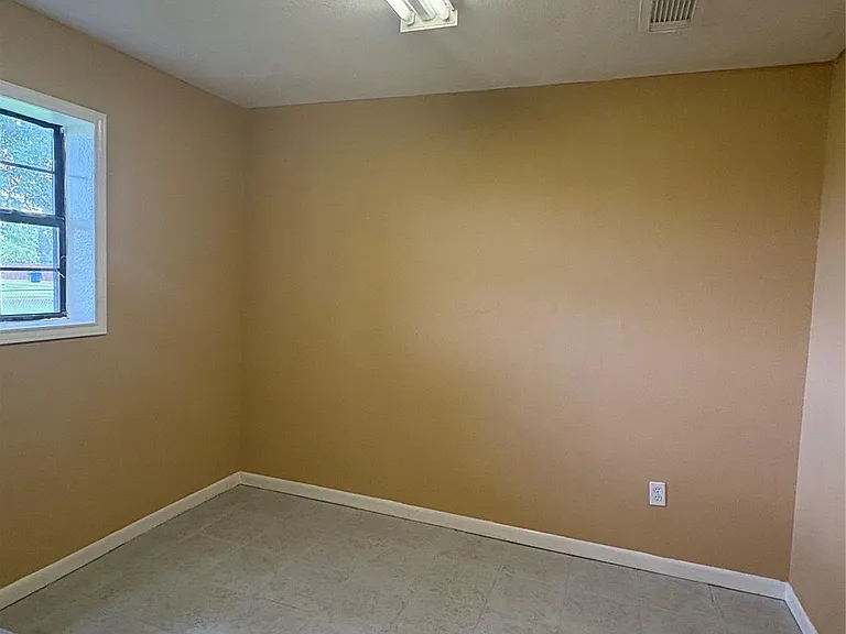 200 Gaines St #1 — Photo 11