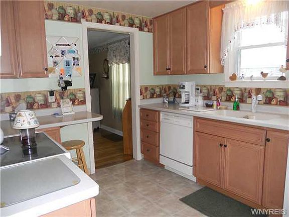 2nd image of 91 Colvinhurst Dr