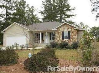 63 Laurel Hill Dr, Hawkinsville, GA 31036