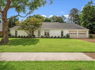3062 Cross Country Dr, Germantown, TN 38138