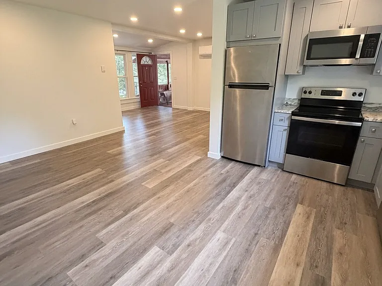 602 South Rd #C — Photo 2