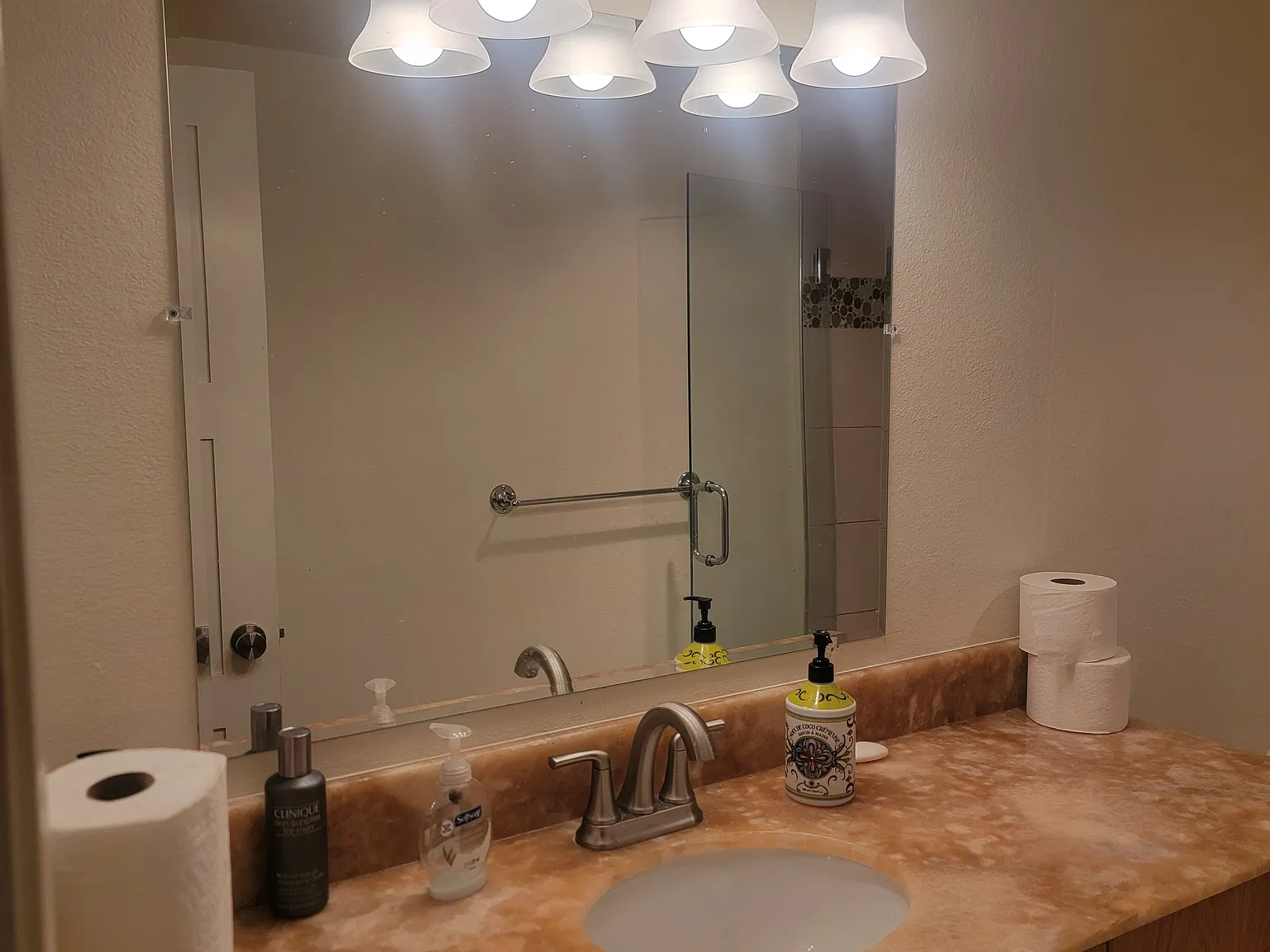 2 bed, $1,750 — Photo 4