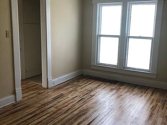 4th image of 1317 24th St #3