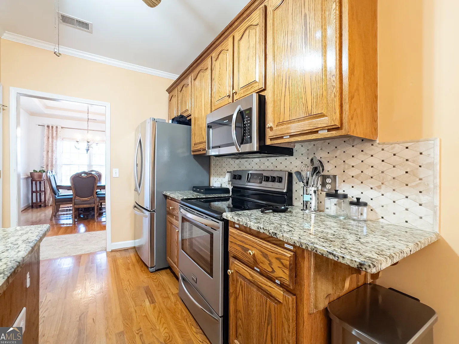 4 bed, 3.0 bath, $6,503 — Photo 3