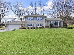 119 S Lake Dr, Red Bank, NJ 07701