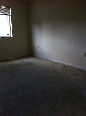 2nd image of 7205 Glenmoor Dr